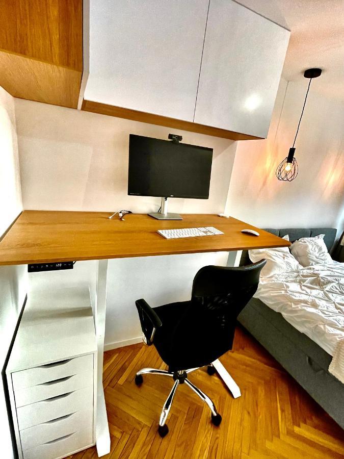 Luxurious Boho Style Apartm. *Home Office* +Desk Katoviçe Dış mekan fotoğraf