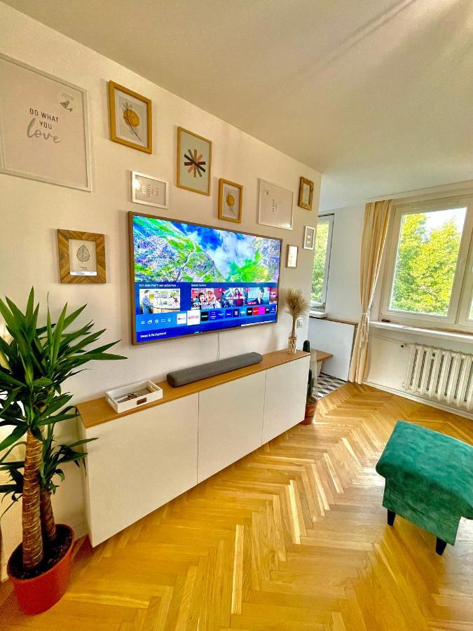 Luxurious Boho Style Apartm. *Home Office* +Desk Katoviçe Dış mekan fotoğraf